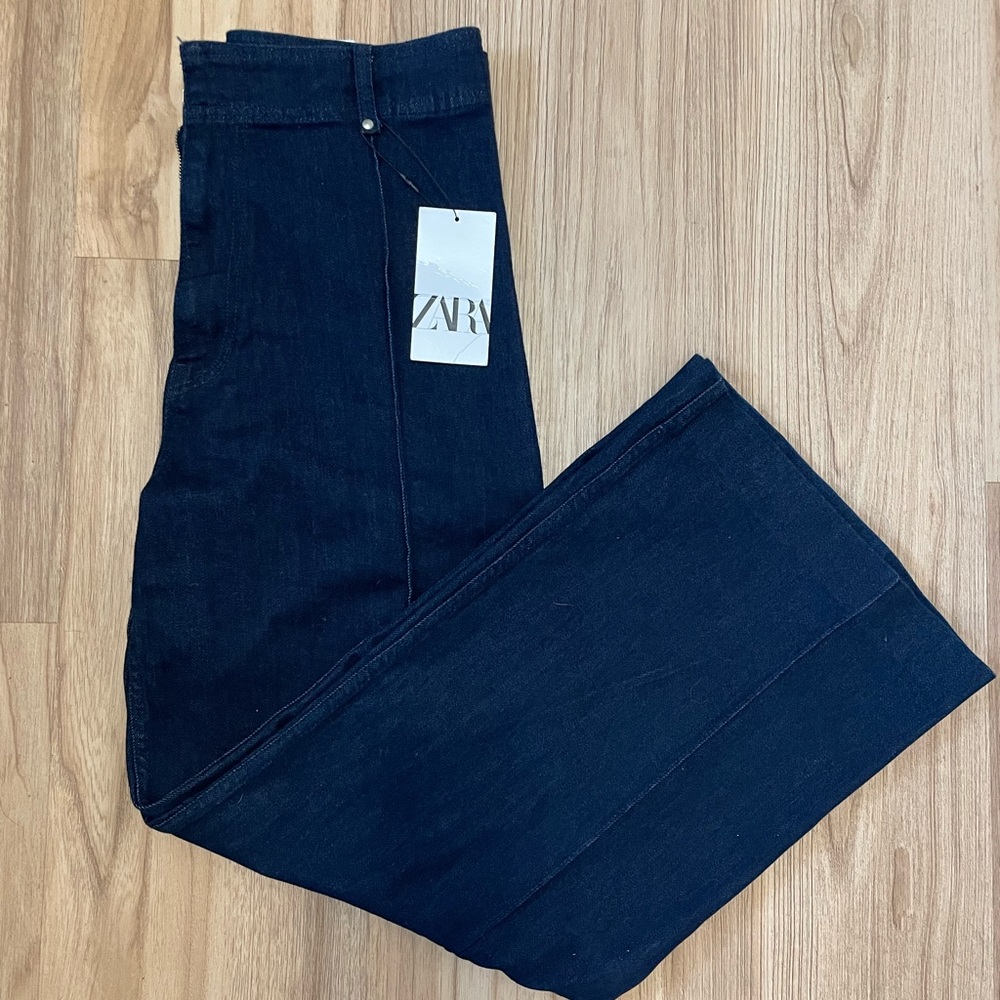 Zara Women's The Tailored Wide Leg Jeans in Rinse Blue